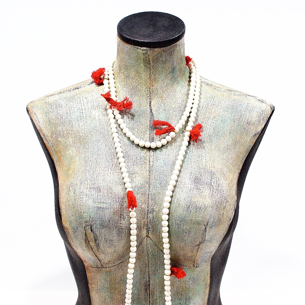 VTG 80's Long White Glass and Tassel Necklace